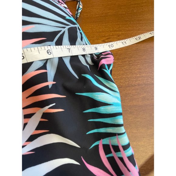 Island Escape Bahamas Printed Scorpio U-wire Tankini Swimtop - Picture 12 of 13